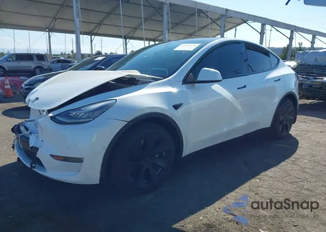 2021 Tesla Model Y Long Range Dual Motor All-Wheel Drive from USA, damaged, VIN 5YJYGDEE5MF214824